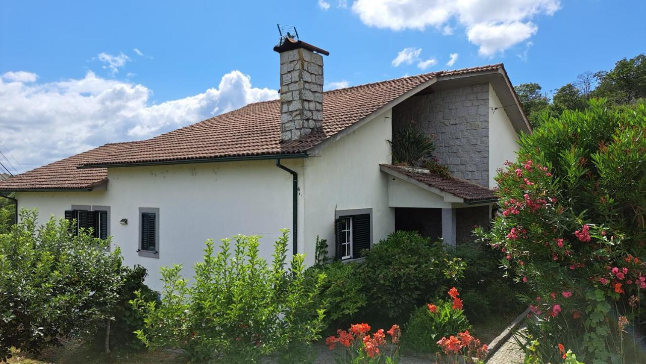 Casa Pinho Pensionat São Pedro do Sul Exteriör bild
